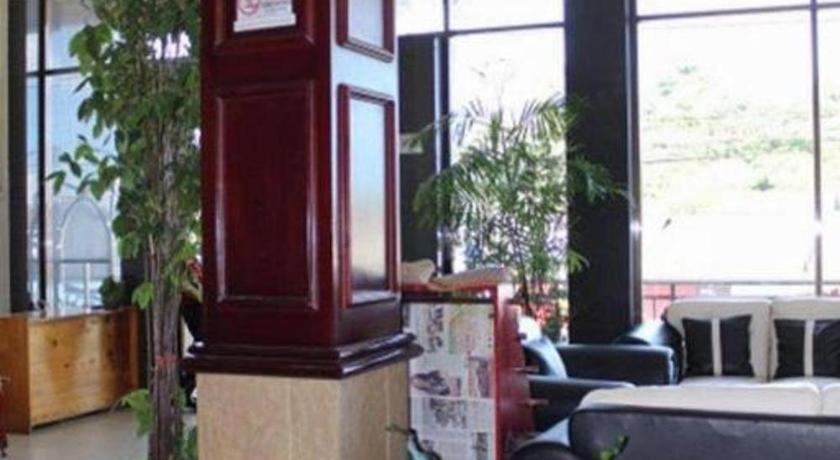 Hotel Dynasty Tarakan Luaran gambar