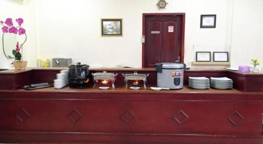 Hotel Dynasty Tarakan Luaran gambar
