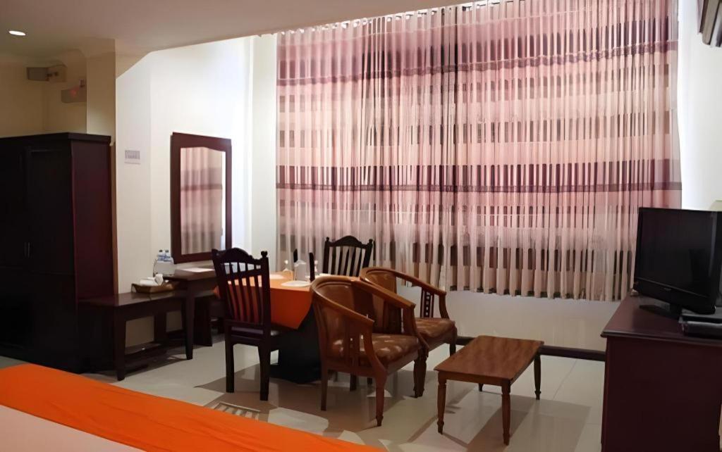 Hotel Dynasty Tarakan Luaran gambar